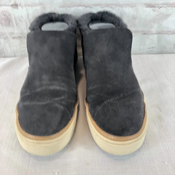 TOMS Women's 9 Gray Paxton Suede Slip-on Fur Lined Chukka Sneakers - Picture 6 of 9